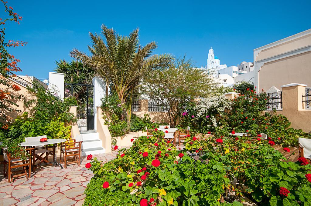 Donna'S House Santorini Hotel Pyrgos Kallistis Bagian luar foto